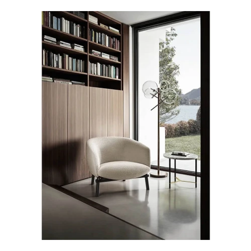 Livre Lounge Chair