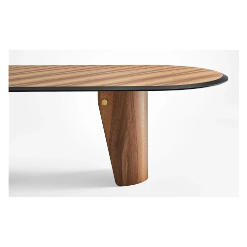 Manto Oval Dining Table