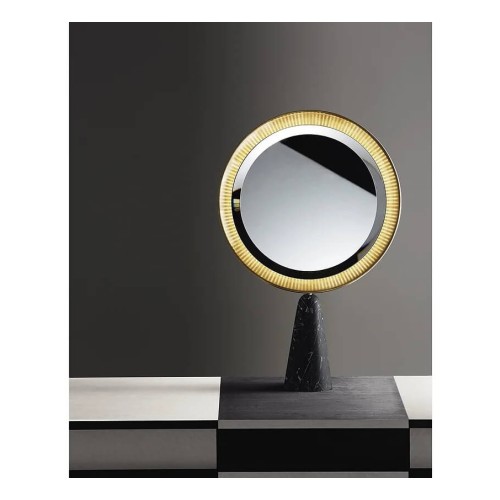 Selene Mirror