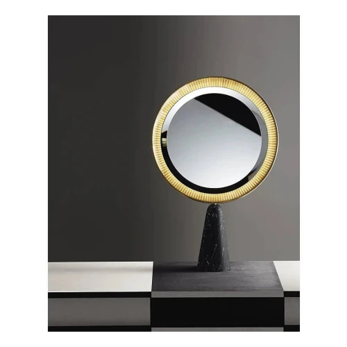 Selene Mirror